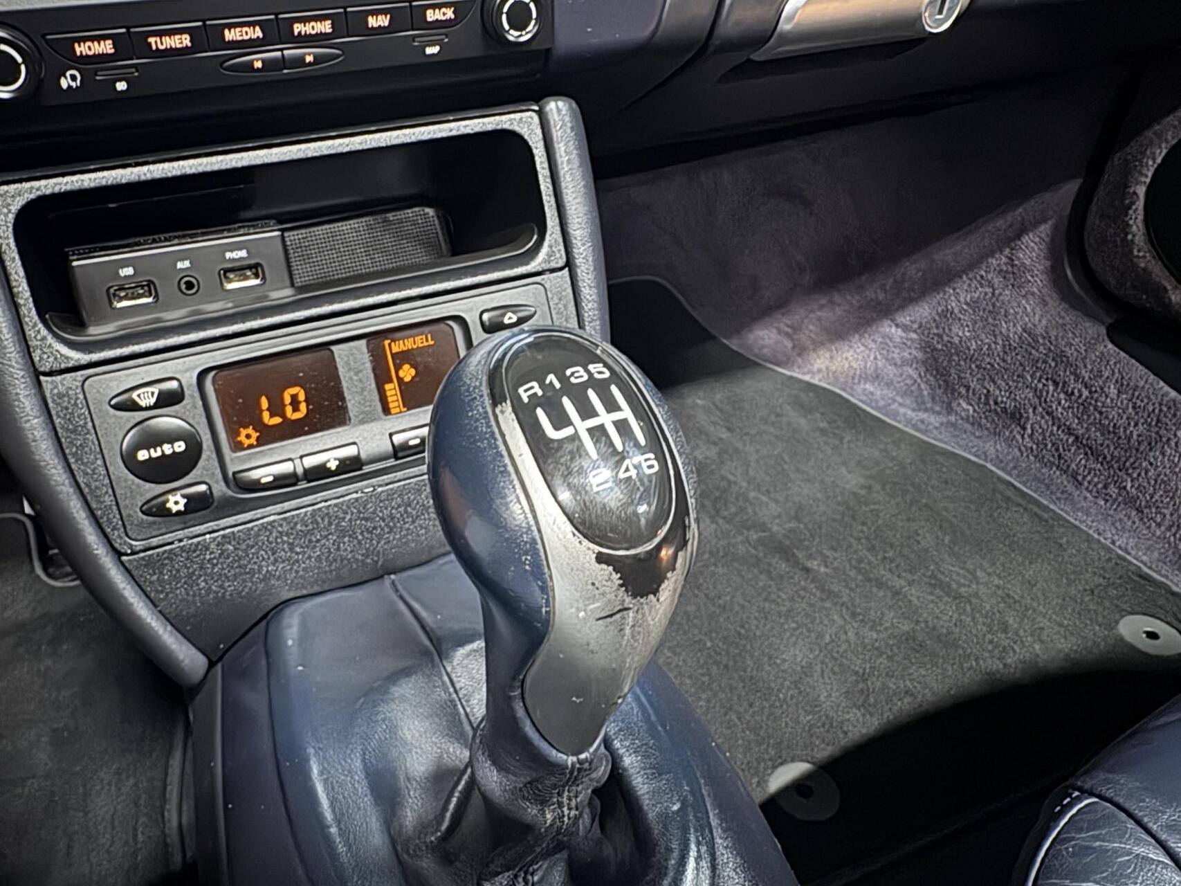 Foto van Porsche 911 Carrera 4
