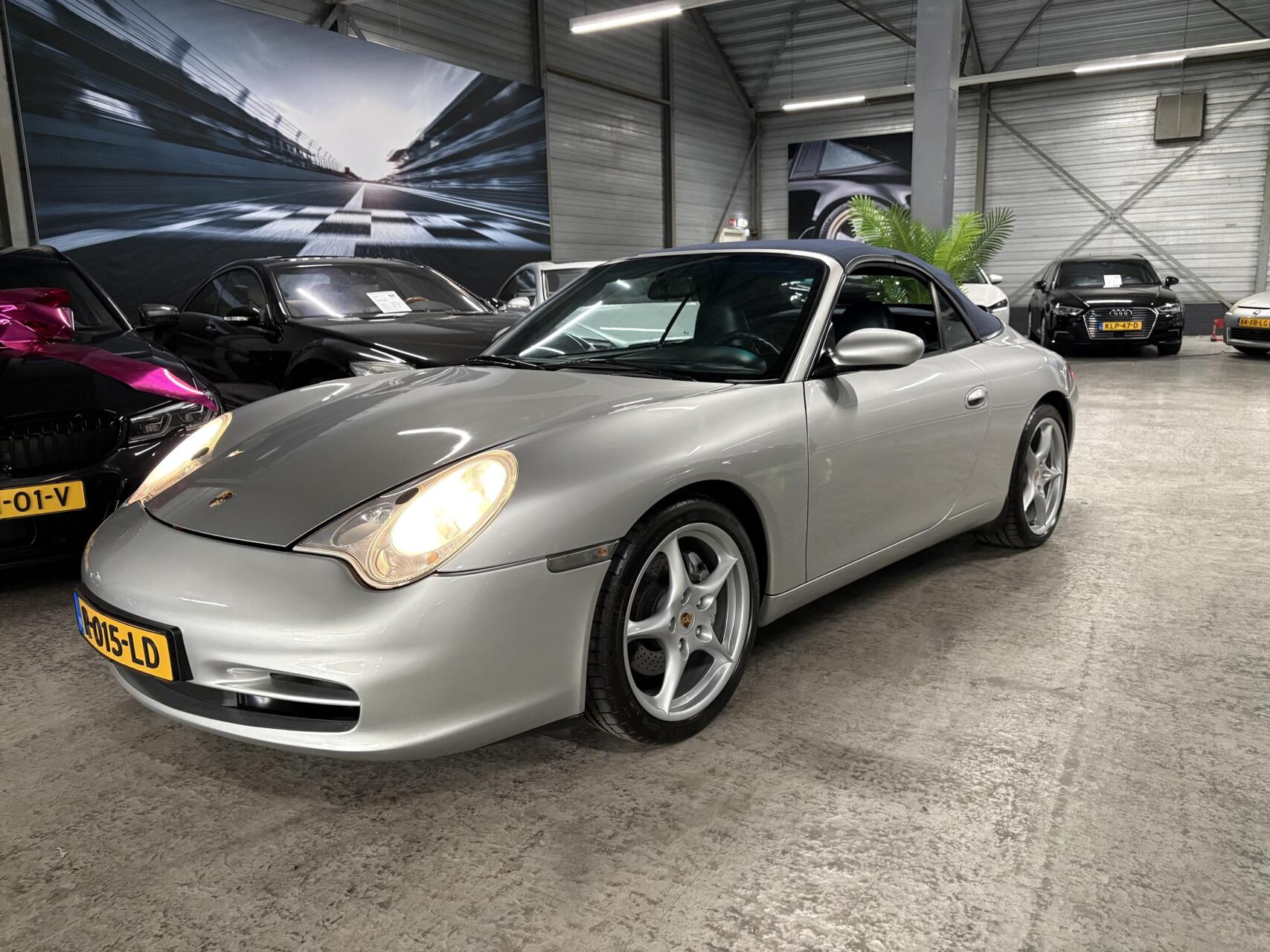 Foto van Porsche 911 Carrera 4
