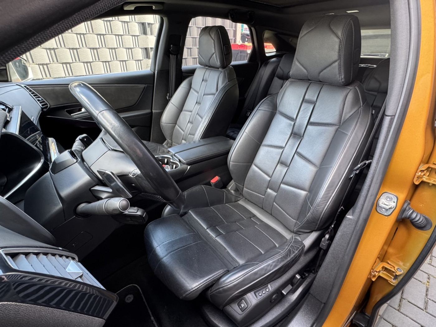 Foto van DS DS 7 Crossback