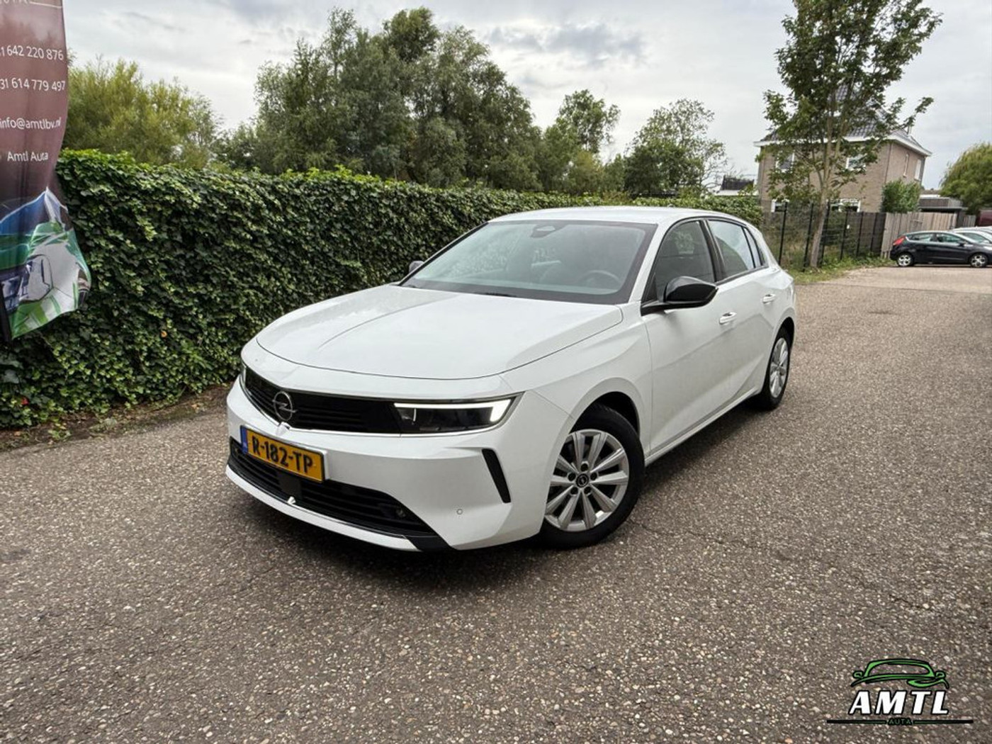 Opel Astra 1.2 Edition 2022 - voorkant
