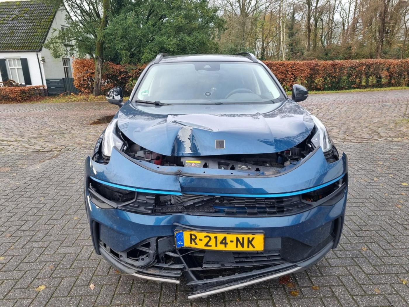Foto van Lynk&co LYNK & Co 01