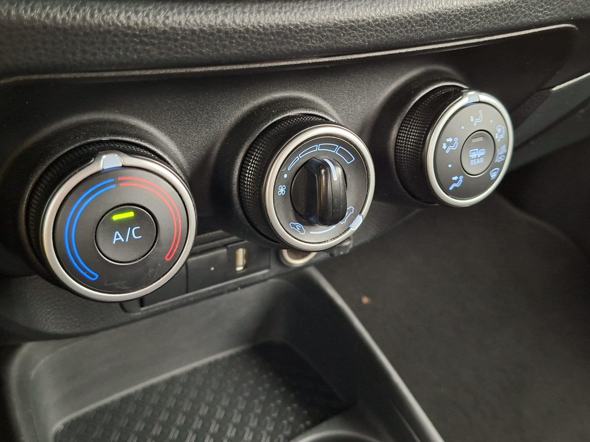 Foto van Toyota Aygo X