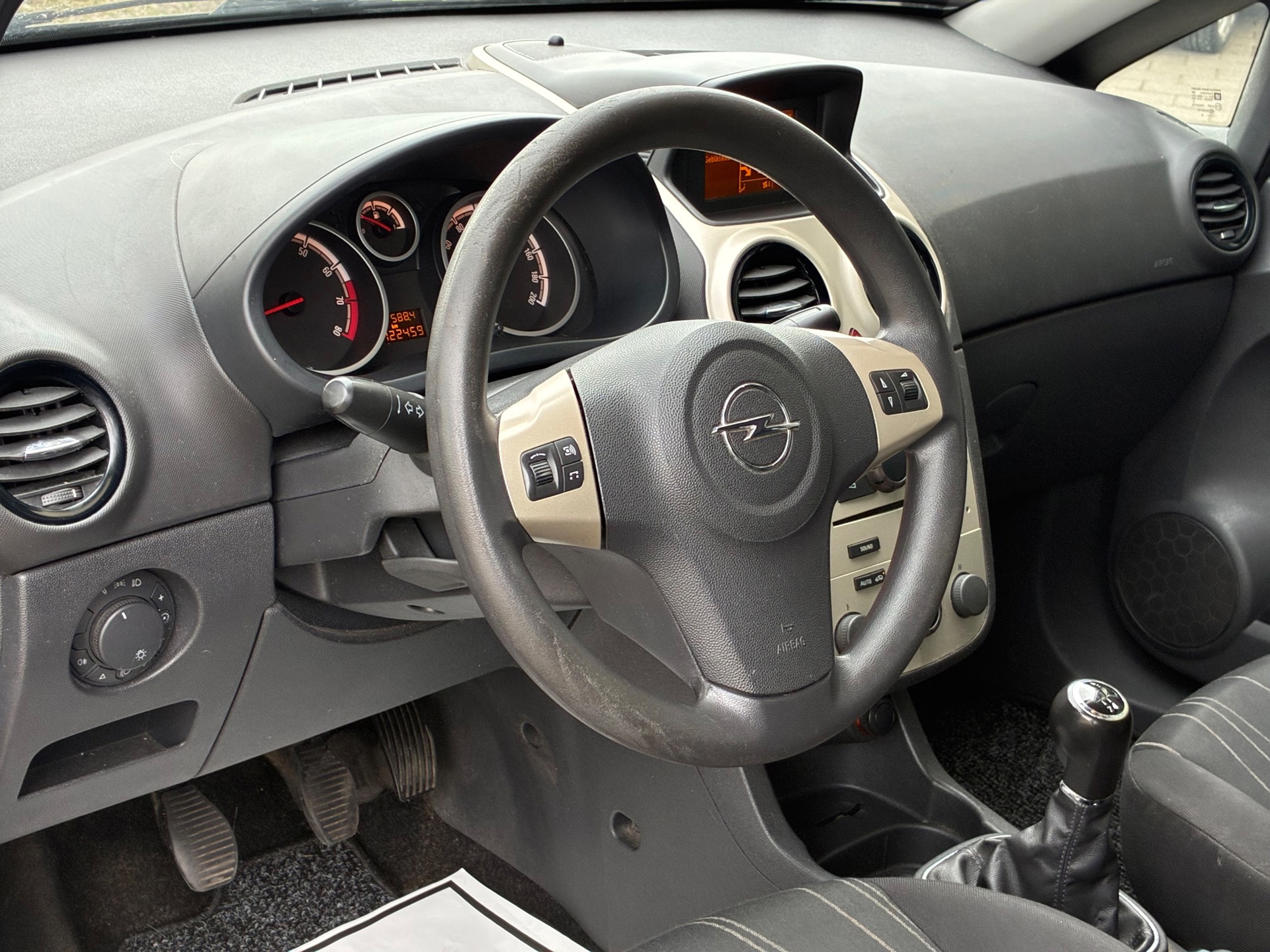 Foto van Opel Corsa
