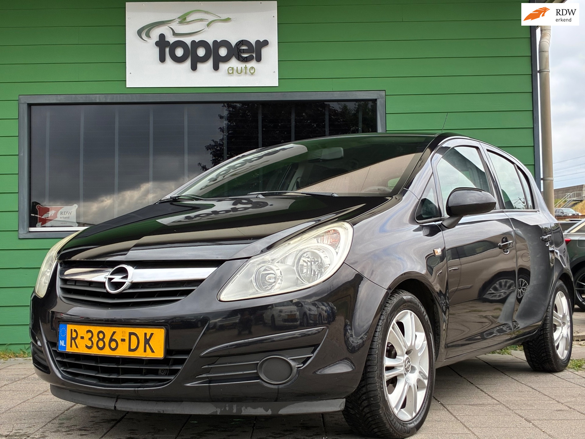 Opel Corsa 1.4-16V Enjoy|1e Eigenaar|Climatronic|Lm-Velgen|5-Deurs|Nieuwe APK| 2008 - voorkant