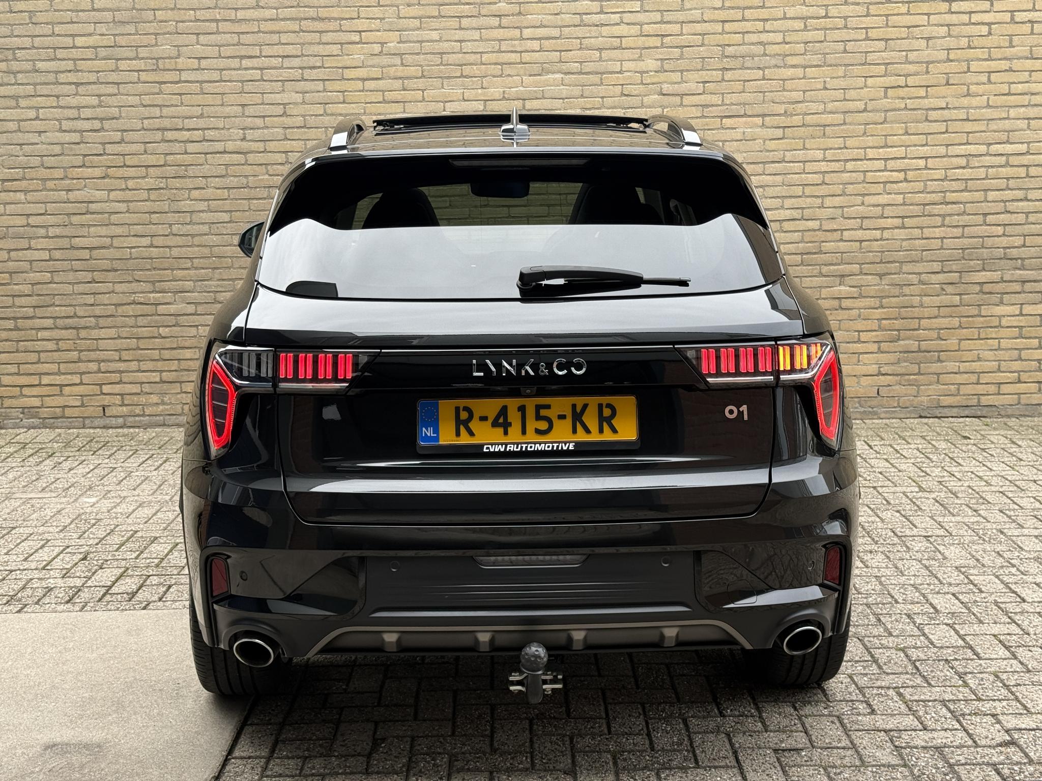 Foto van Lynk&co LYNK & Co 01