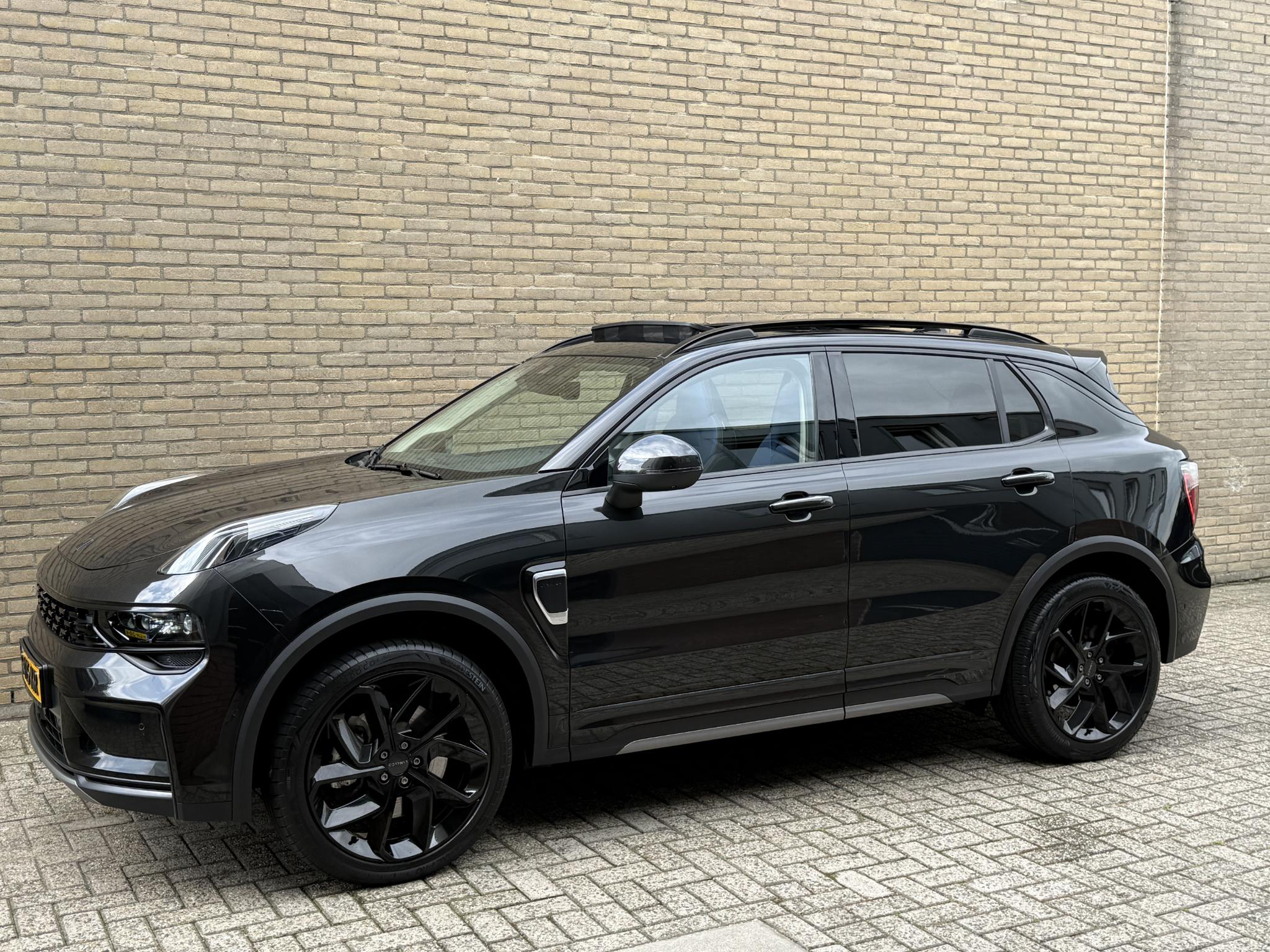 Foto van Lynk&co LYNK & Co 01