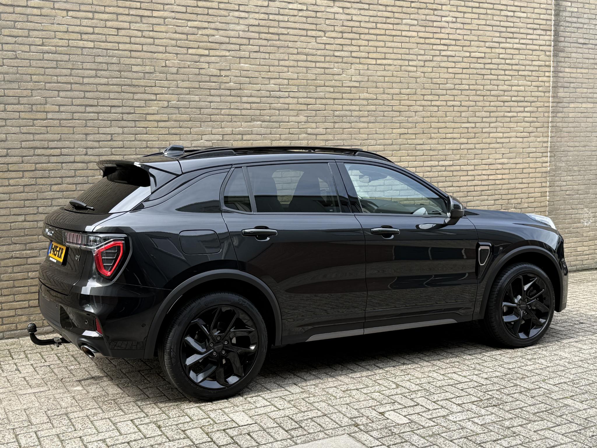 Foto van Lynk&co LYNK & Co 01