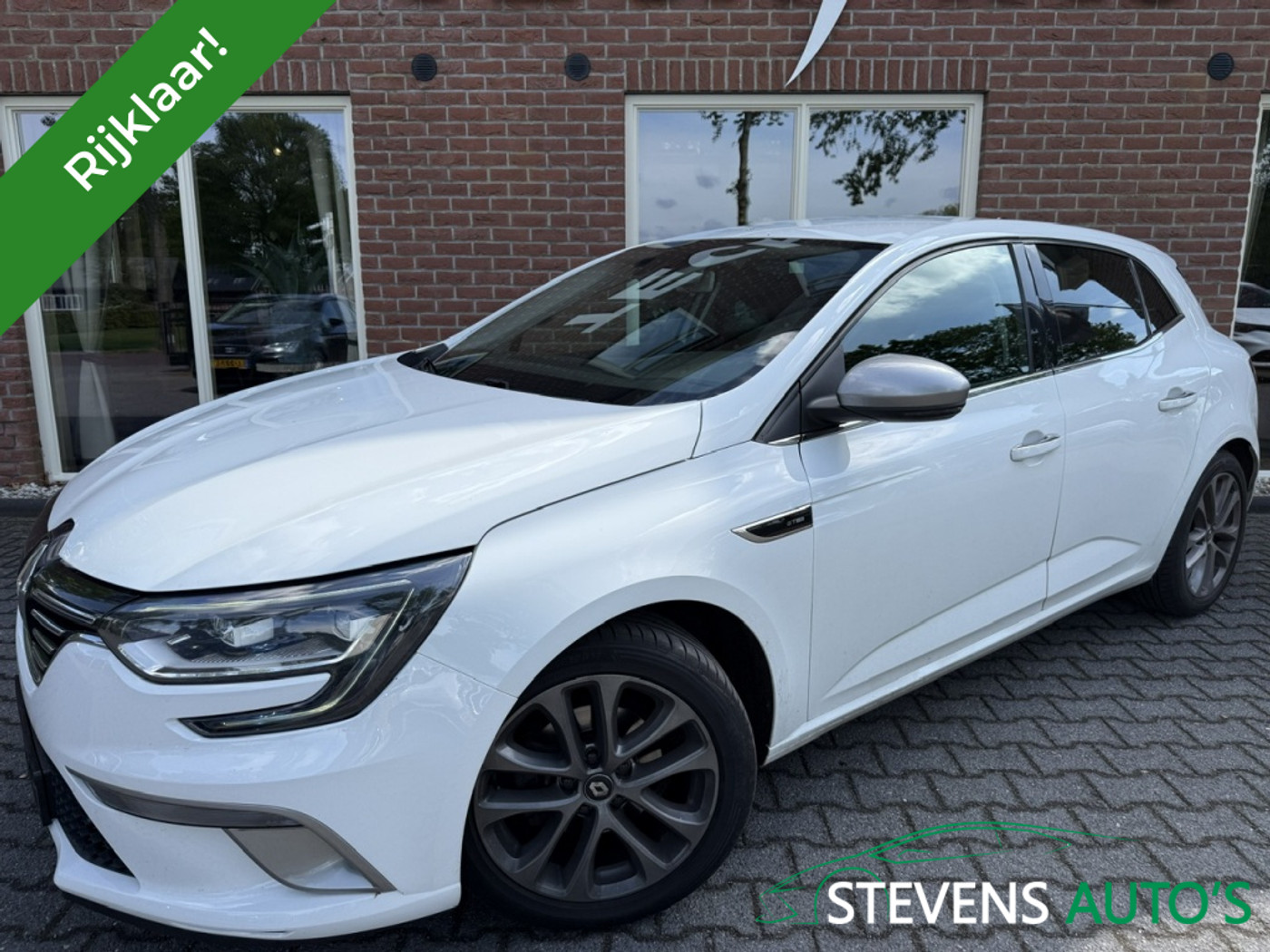Renault Megane 1.2 TCe GT-Line 132 PK DRAADLOOS CARPLAY/ANDROID / DAB+ / SPORTS 2018 - voorkant