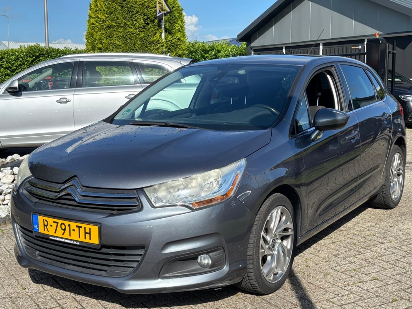 Citroen C4 1.6 Benzine 5-Deurs 2012 Sportvelgen Airco 2012 - voorkant