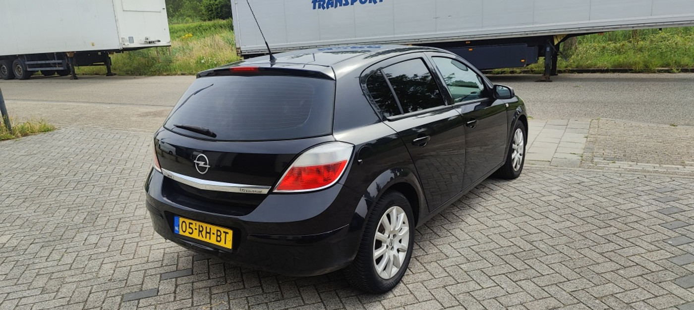 Foto van Opel Astra
