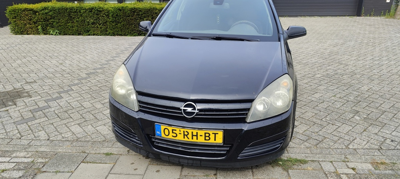 Opel Astra 1.6 Enjoy 2005 - voorkant