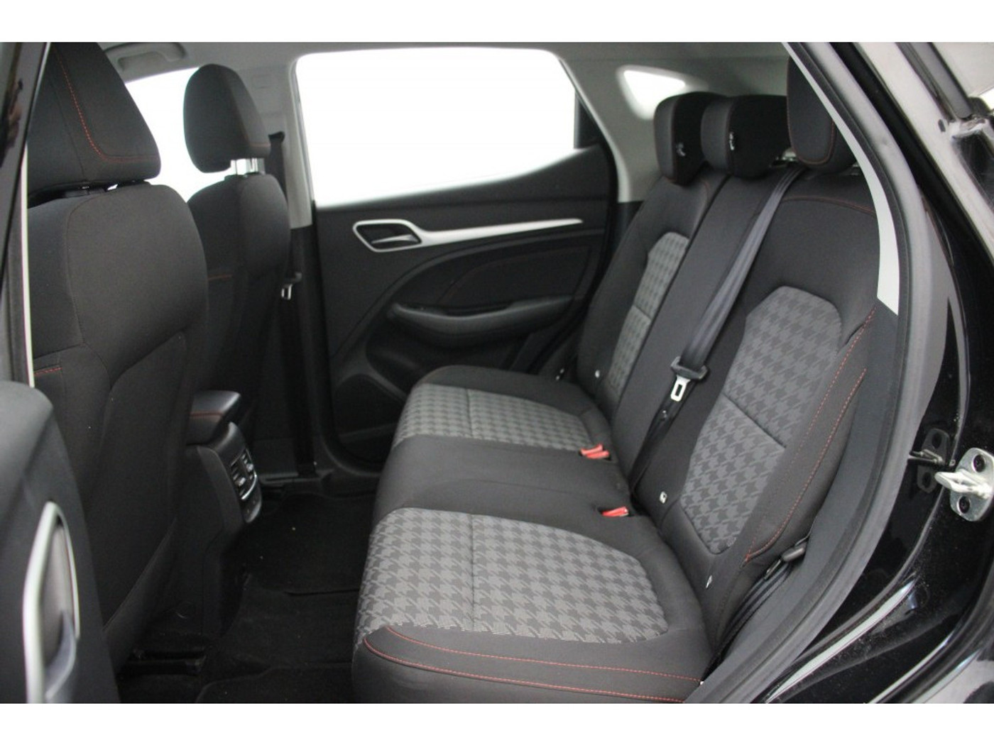 Foto van MG MG ZS Ev