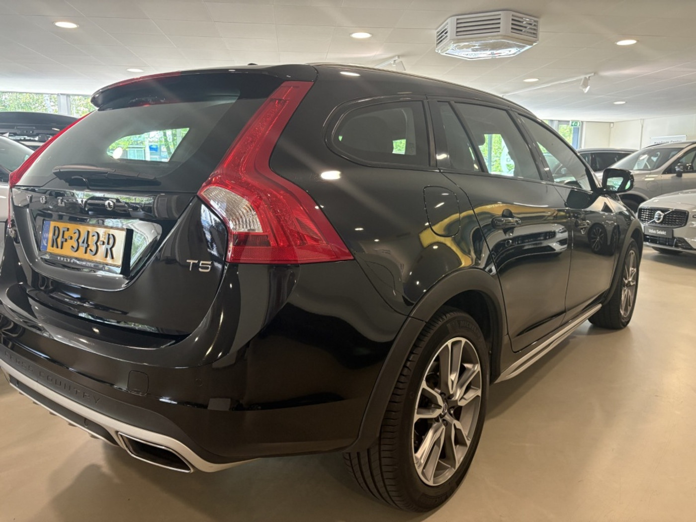 Foto van Volvo V60 Cross Country