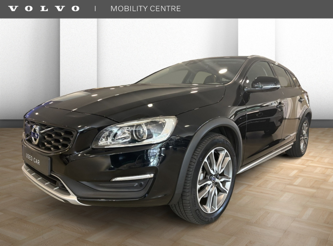 Volvo V60 Cross Country 2.0 T5 Nordic+ | UNIEKE AUTO | Parkeerverwarming 2017 - voorkant