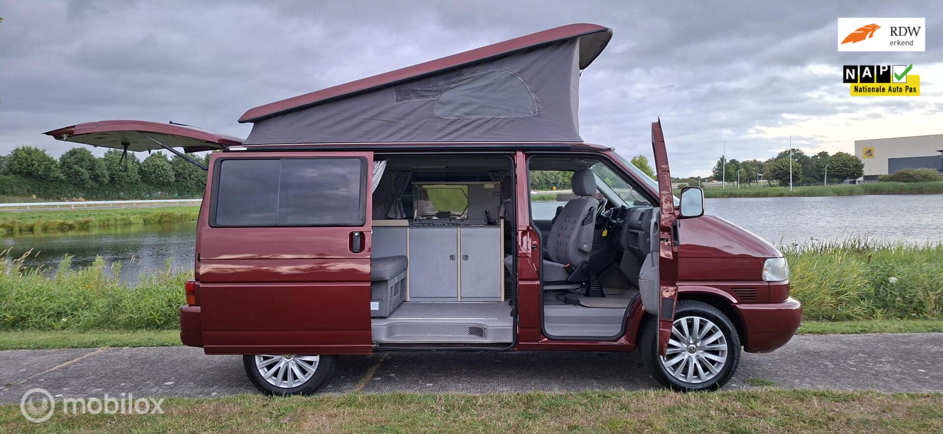 Volkswagen California 2.5 tdi westfalia California  hefdak 2003 - voorkant