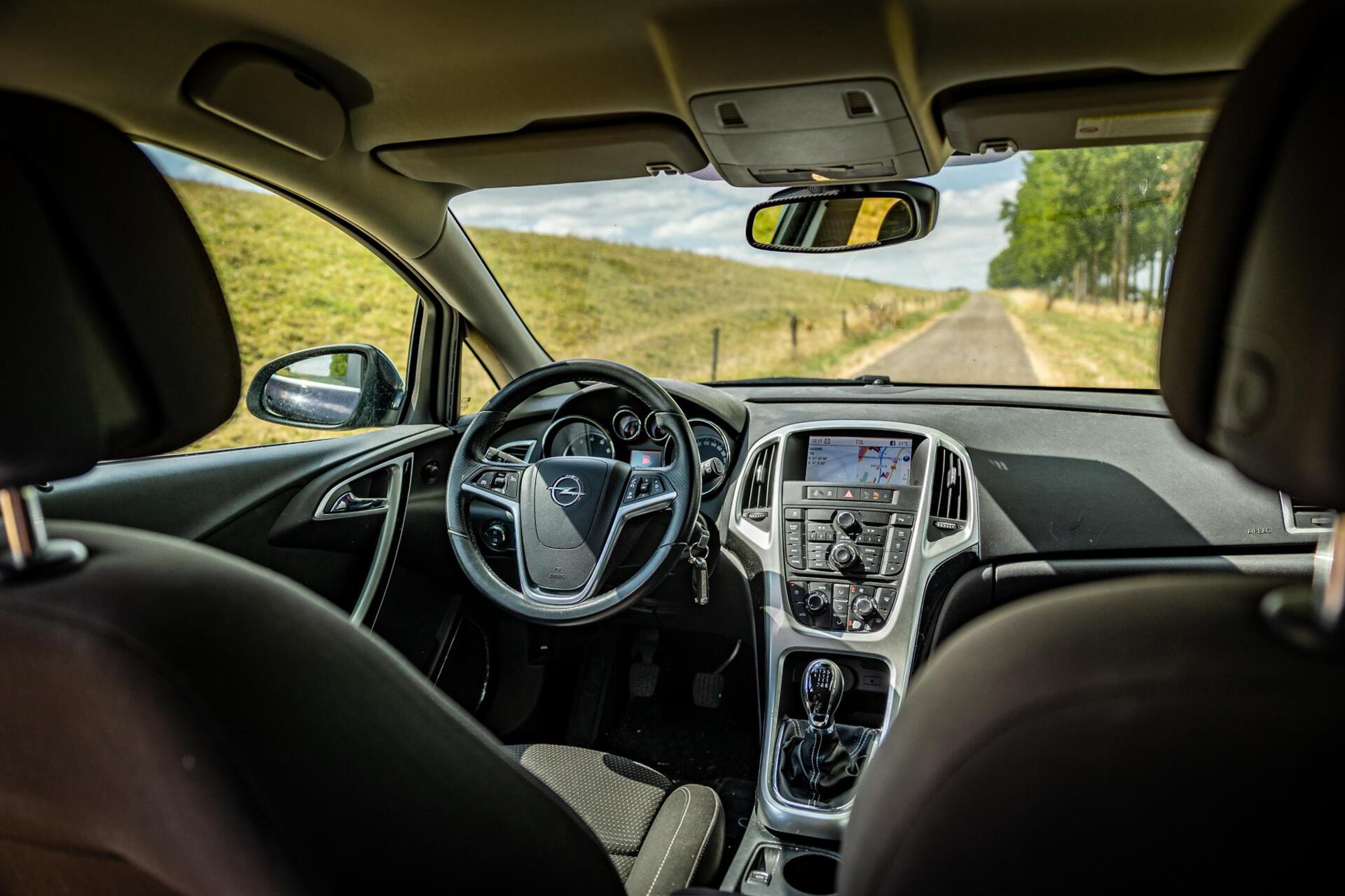 Foto van Opel Astra Sports Tourer