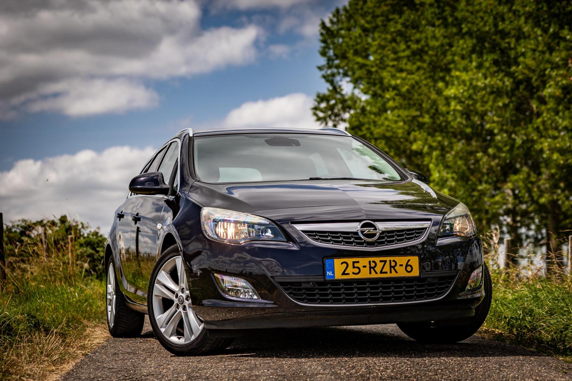 Foto van Opel Astra Sports Tourer