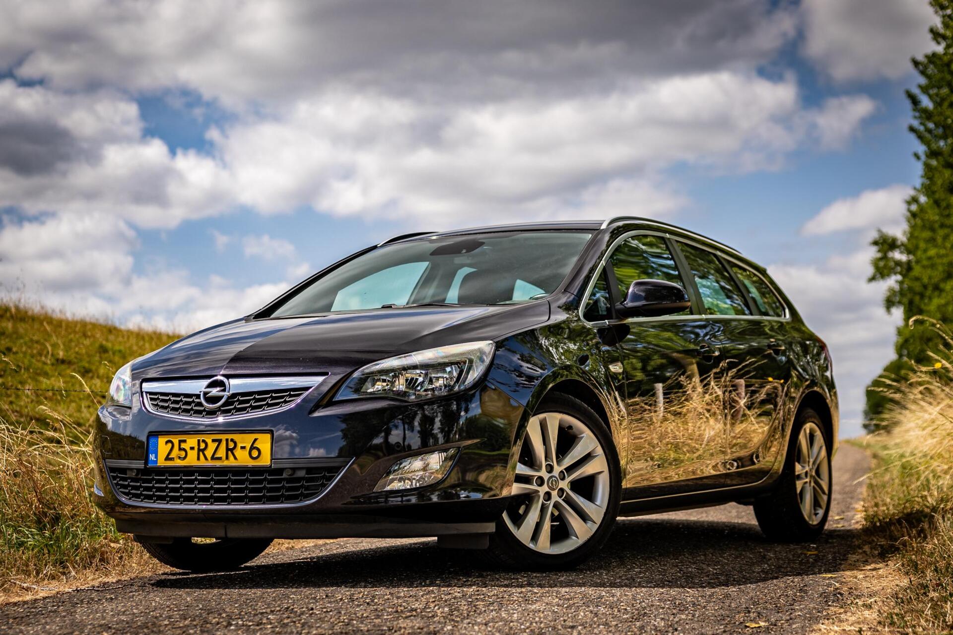Foto van Opel Astra Sports Tourer