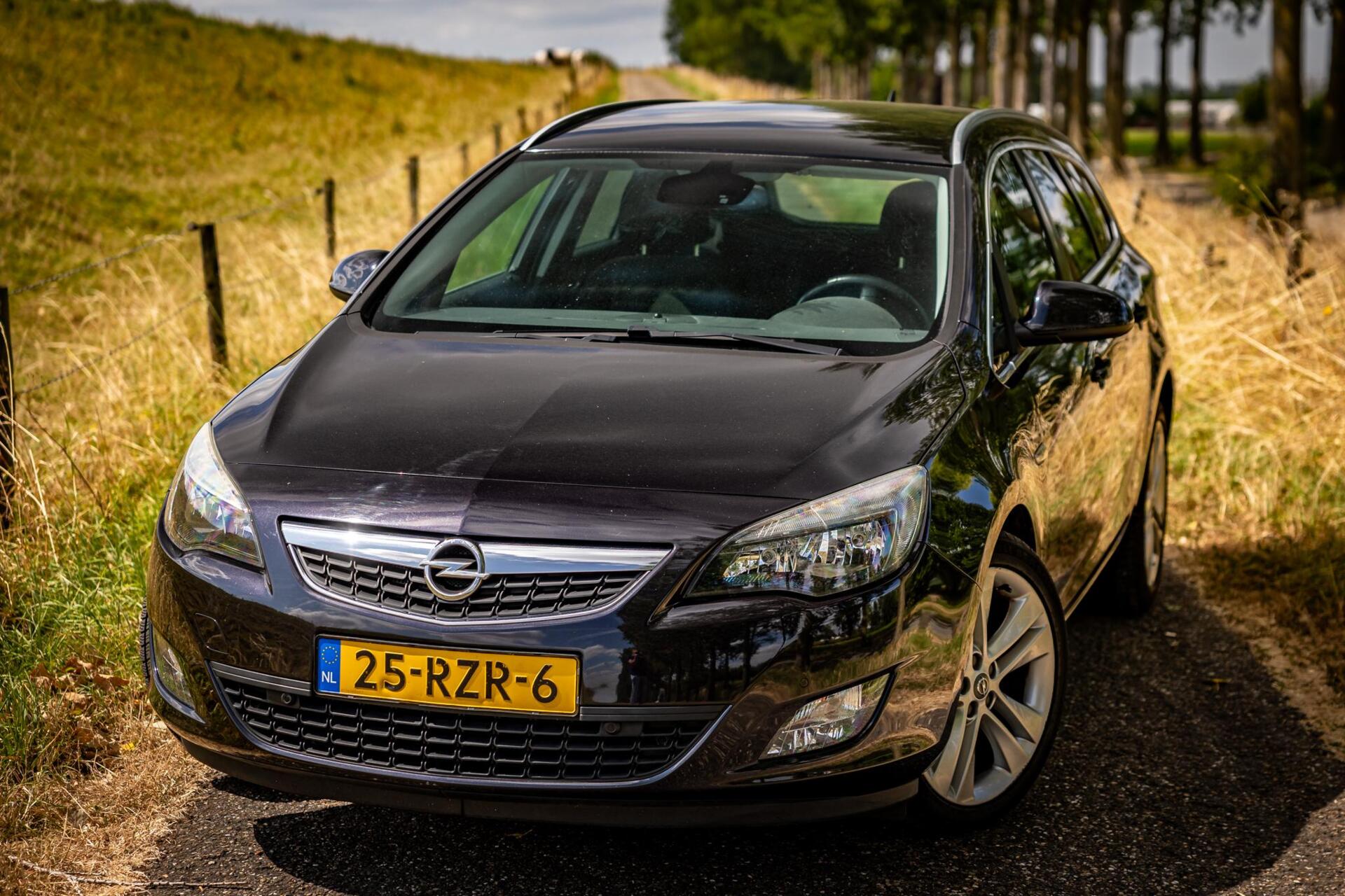 Foto van Opel Astra Sports Tourer