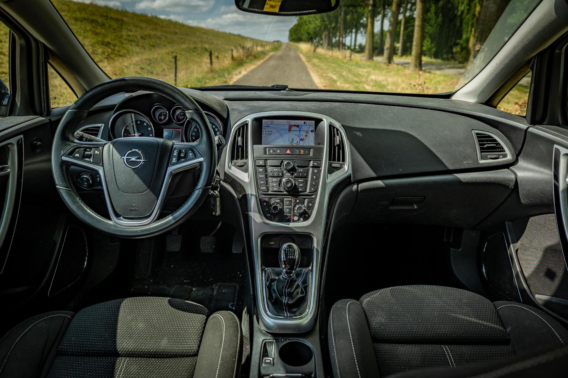 Foto van Opel Astra Sports Tourer