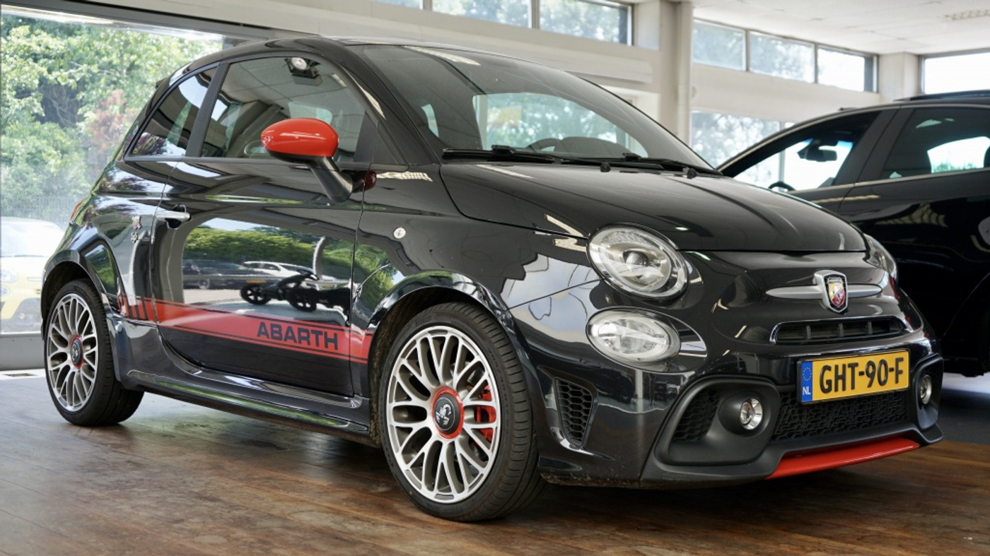 Fiat Abarth 500 1.4 T-Jet Abarth 595 | Sport uitlaat | Beats | Carplay | 2017 - voorkant