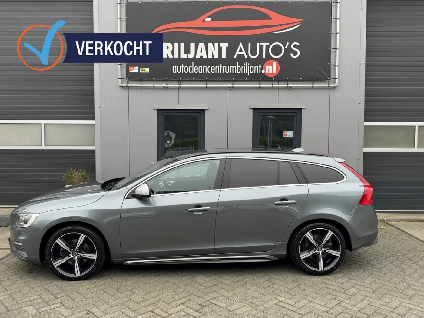 Volvo V60 2.0 T4 R-Design 2017 - voorkant