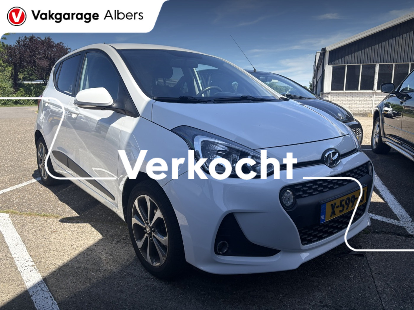Hyundai I10 1.0i Comfort Automaat Navi | Climate | Apple Carplay | Pdc 2017 - voorkant