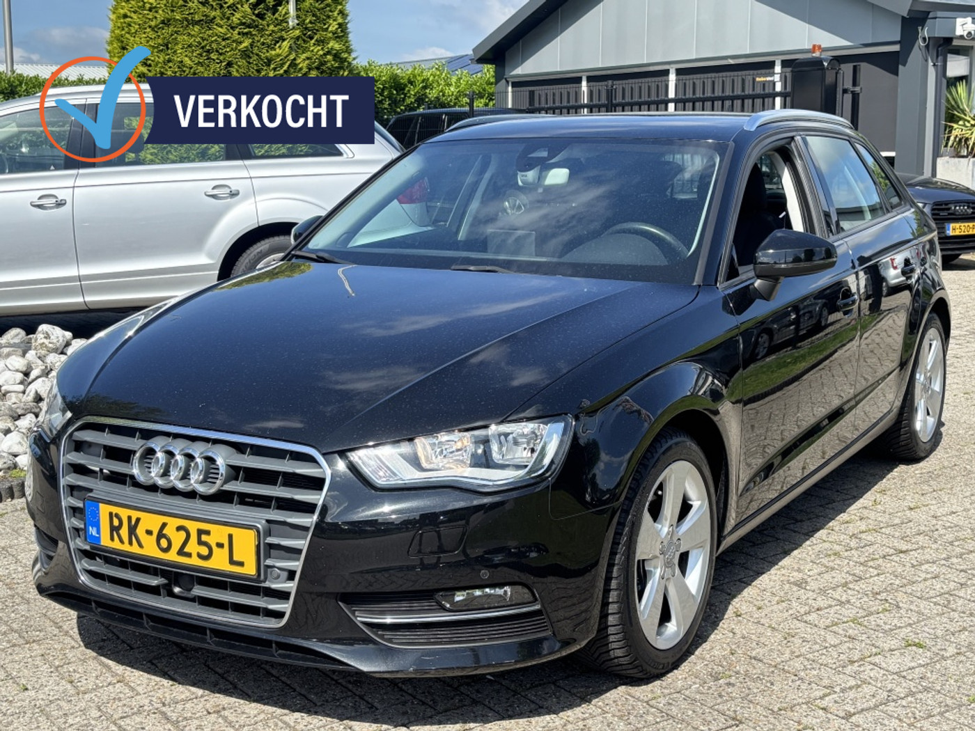 Audi A3 Sportback 1.6 TDI Pro Line 5-Deurs 2016 Zwart 131.000 KM 2016 - voorkant