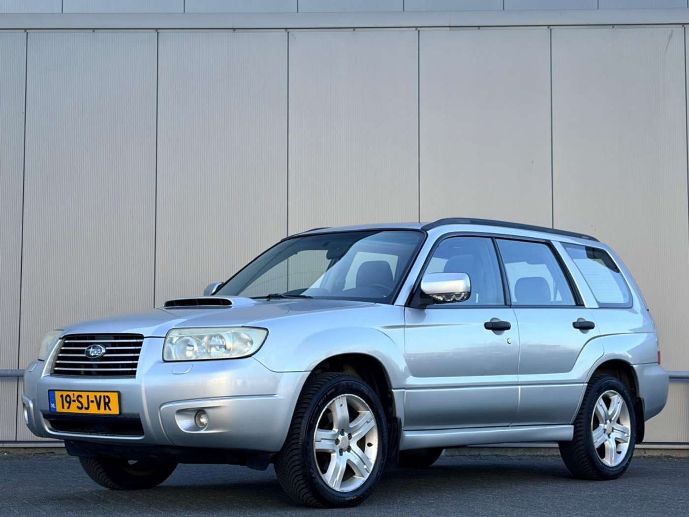 Subaru Forester 2.5 XT Executive P. Goed onder apk 3-27 2006 - voorkant