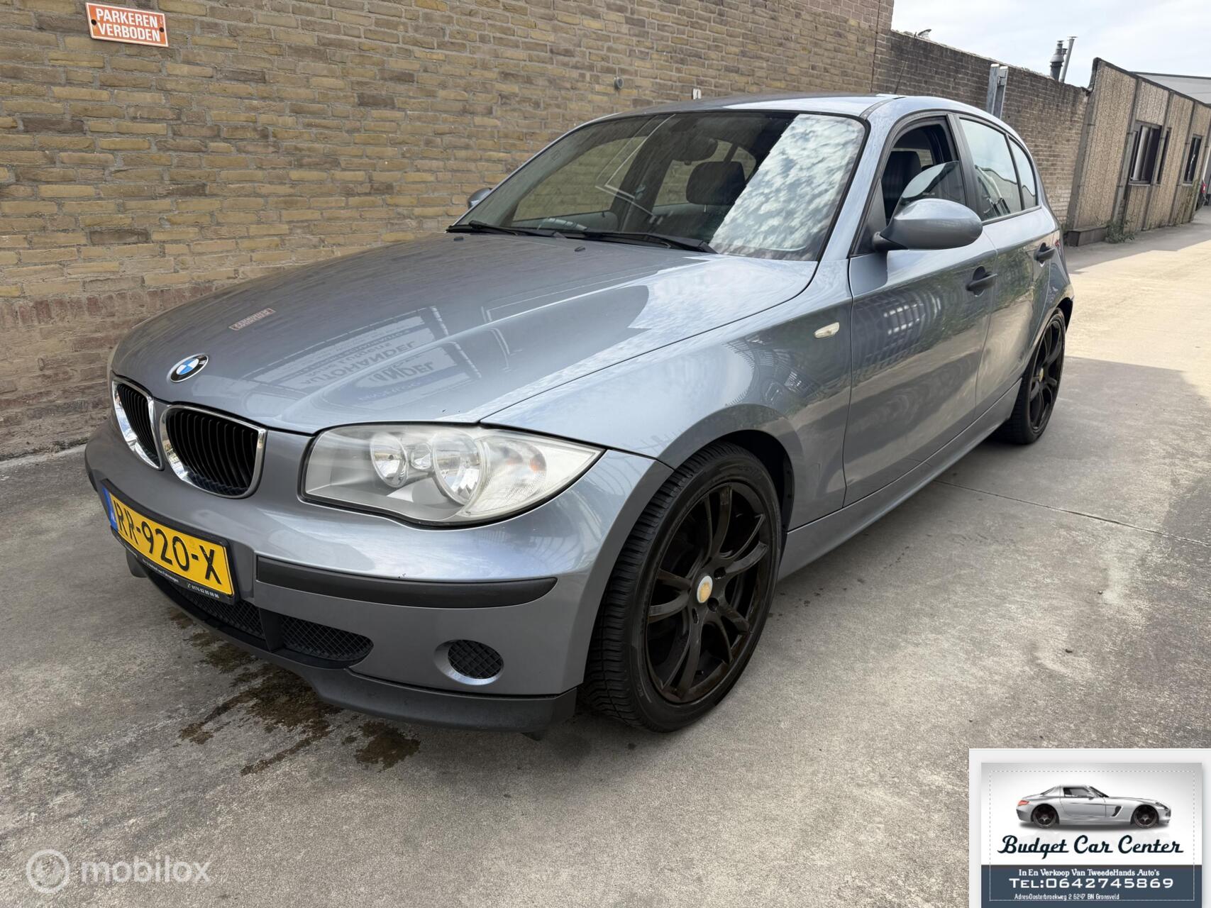 BMW 1er Reihe 118i Business Line 2006 - voorkant