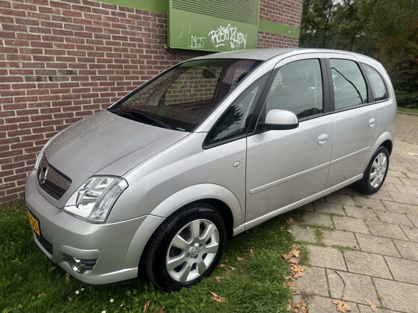 Opel Meriva-a 1.6-16V Cosmo Aut|Cruise|Clima|Nap 2006 - voorkant
