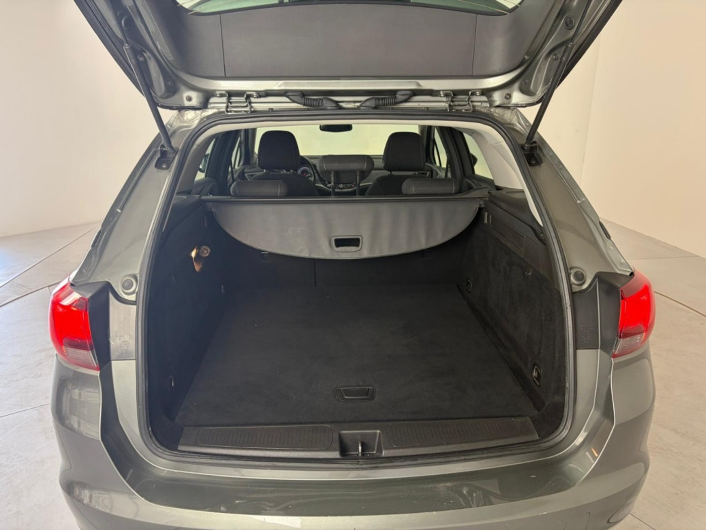 Foto van Opel Astra Sports Tourer