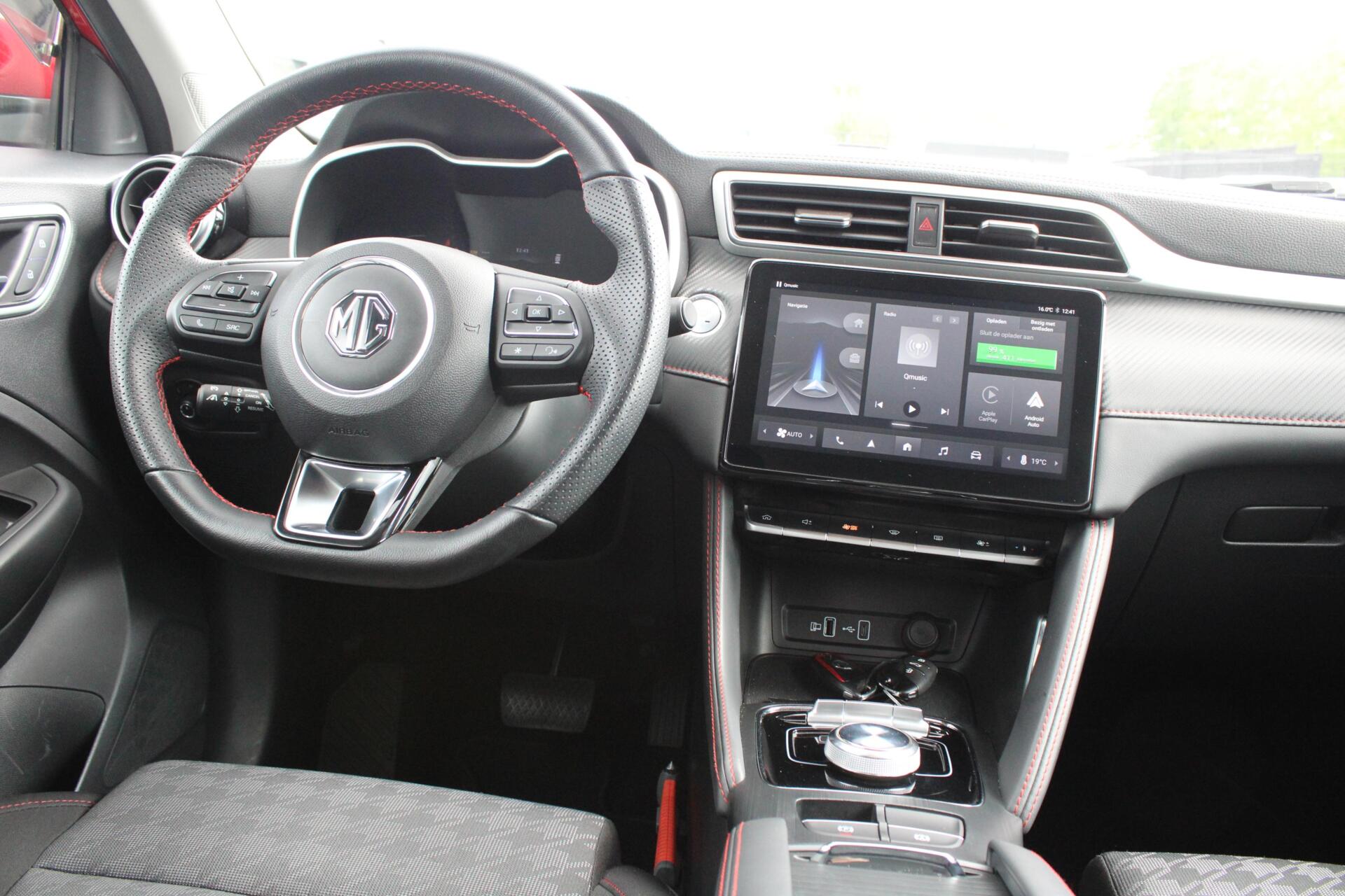 Foto van MG MG ZS Ev