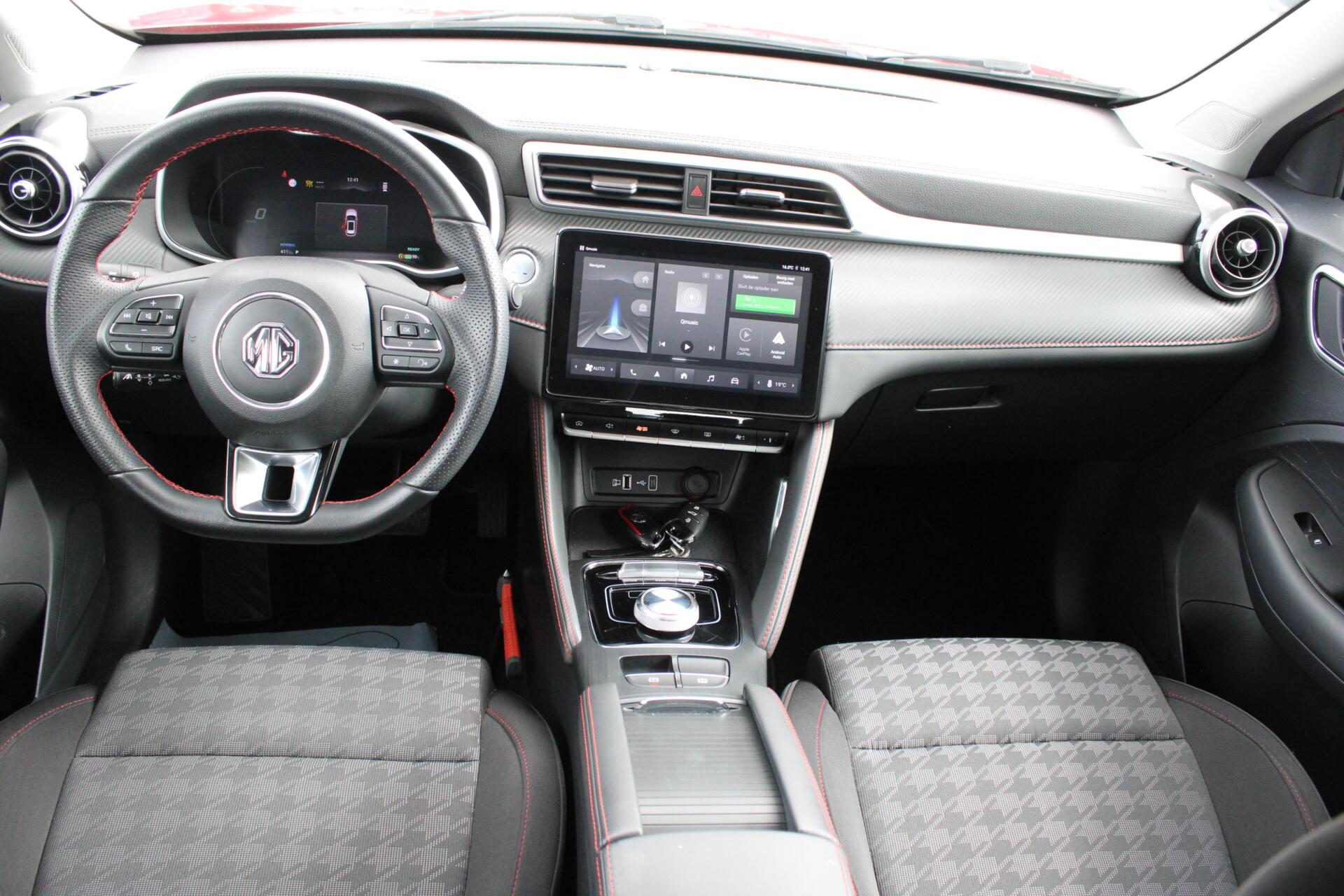 Foto van MG MG ZS Ev