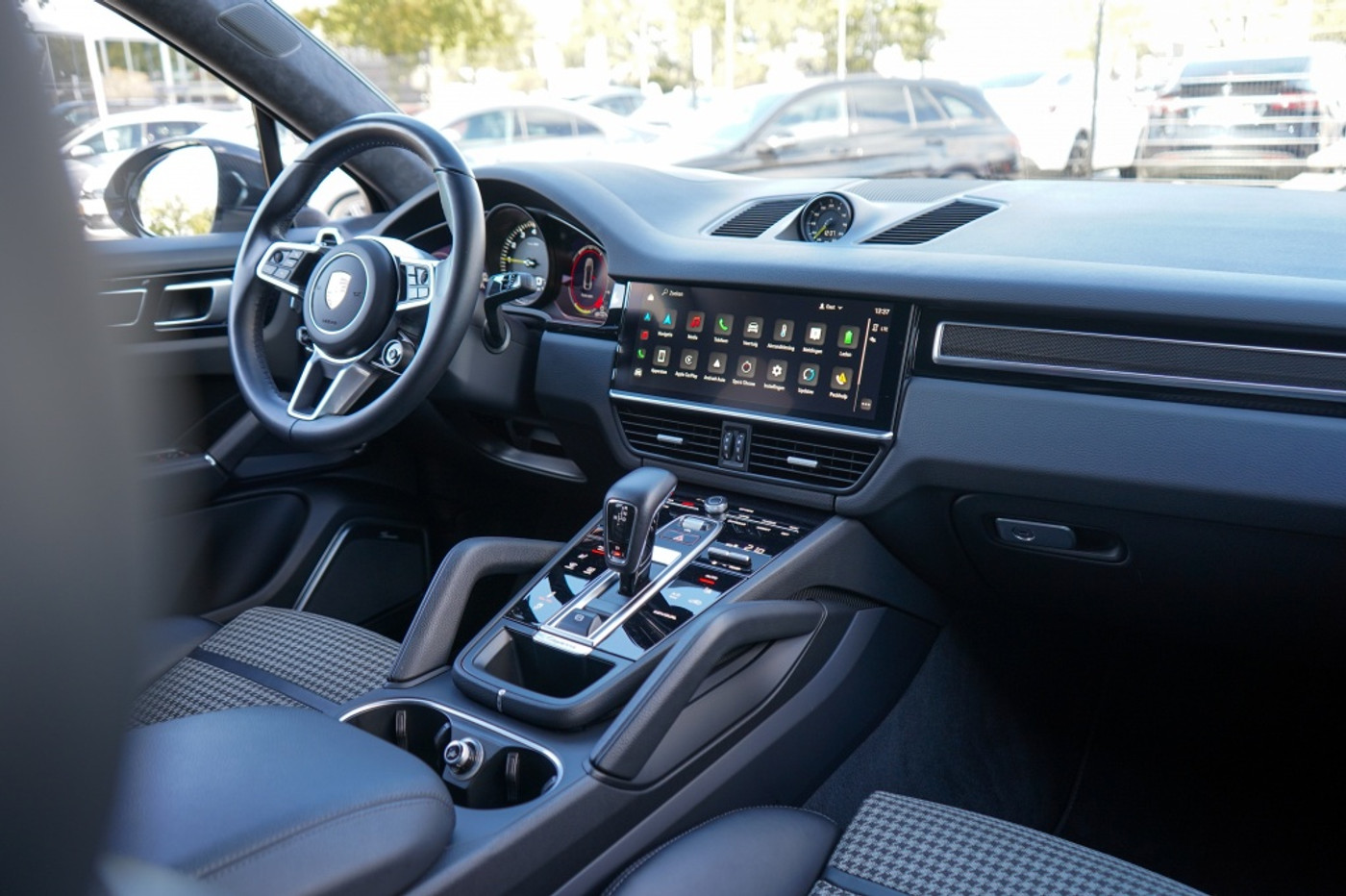Foto van Porsche Cayenne E-hybrid