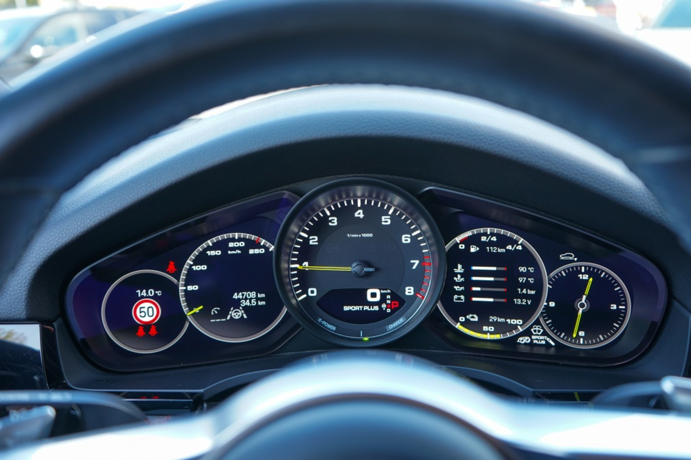 Foto van Porsche Cayenne E-hybrid