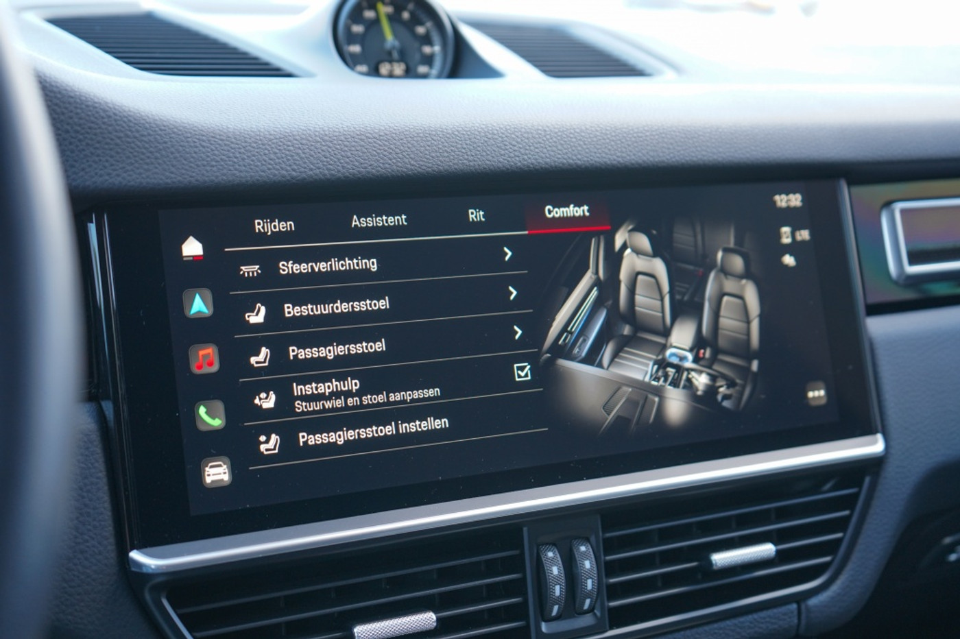 Foto van Porsche Cayenne E-hybrid