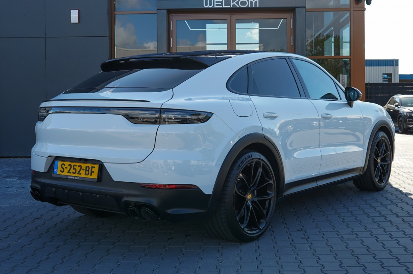 Foto van Porsche Cayenne E-hybrid