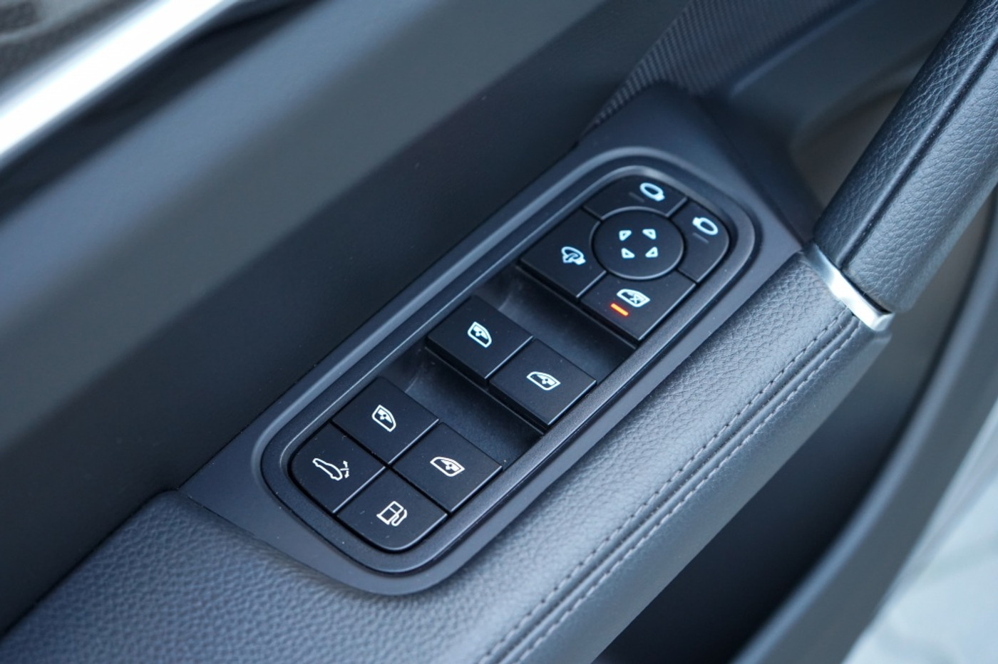Foto van Porsche Cayenne E-hybrid