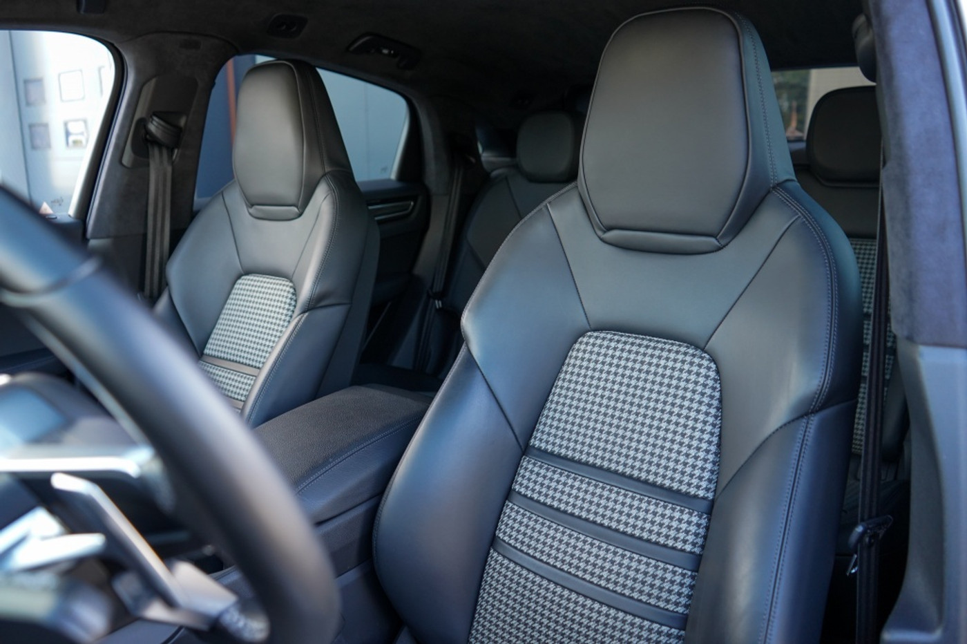 Foto van Porsche Cayenne E-hybrid