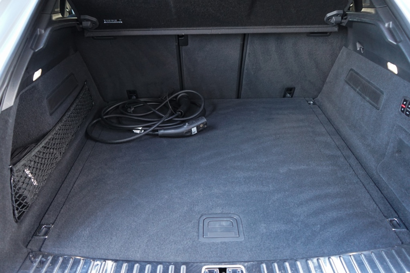 Foto van Porsche Cayenne E-hybrid