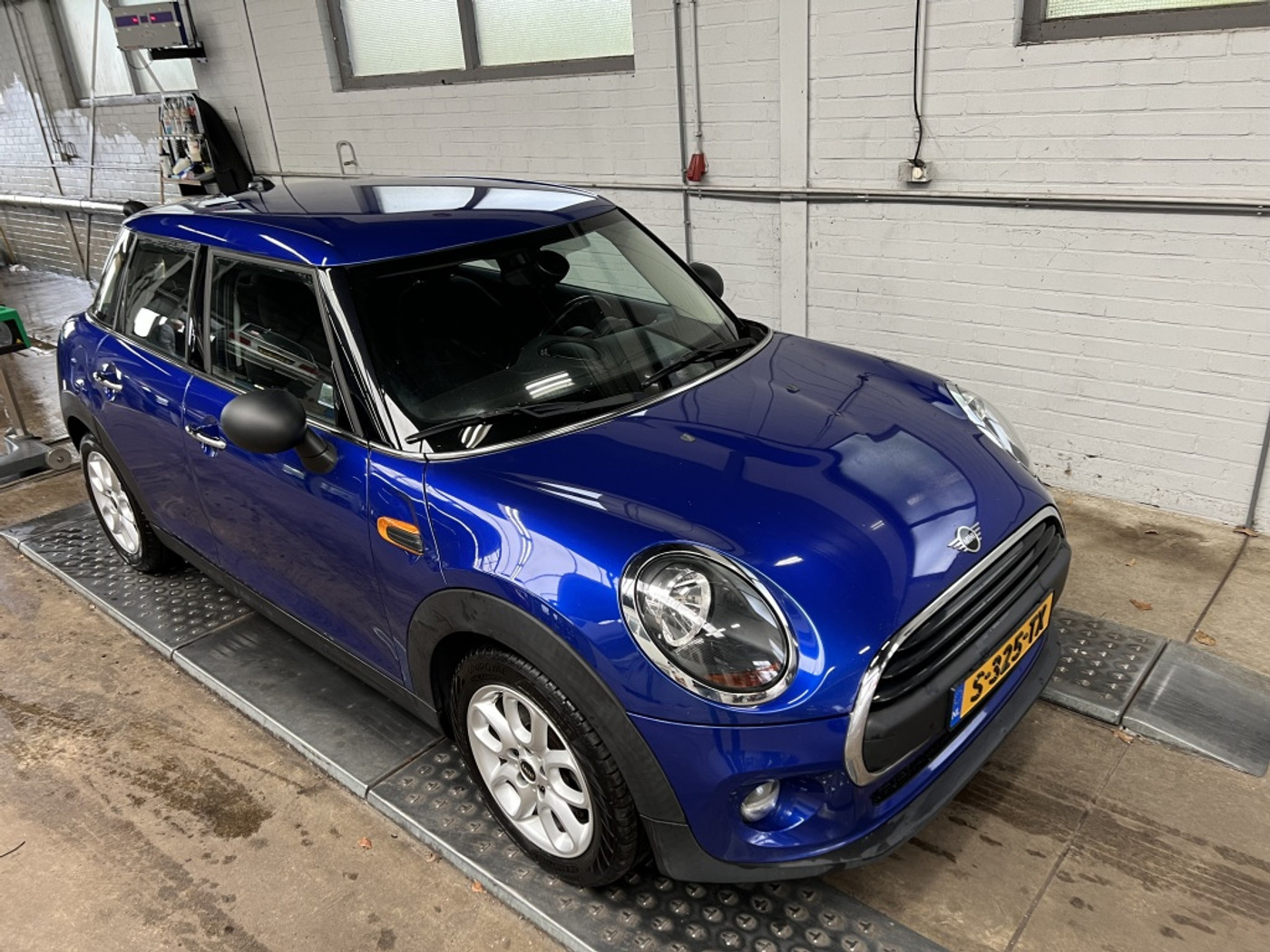 Foto van Mini One