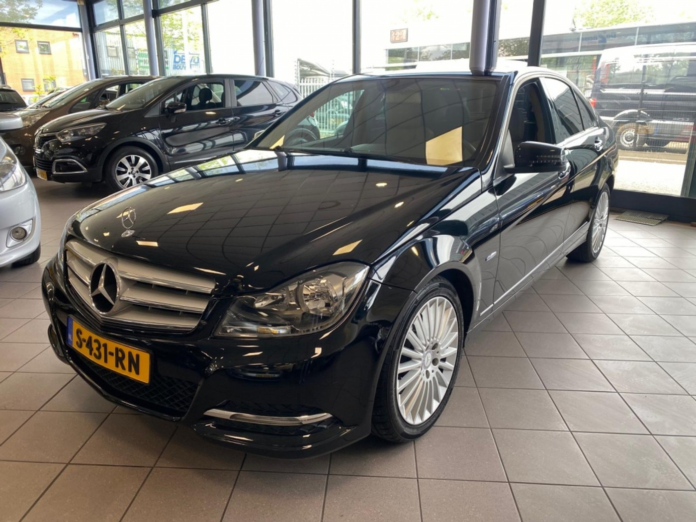 Mercedes-Benz C 250 Cgi 250 Pres. Avant.Ed.C AUTOMAAT BJ 2013 !!! 2013 - voorkant