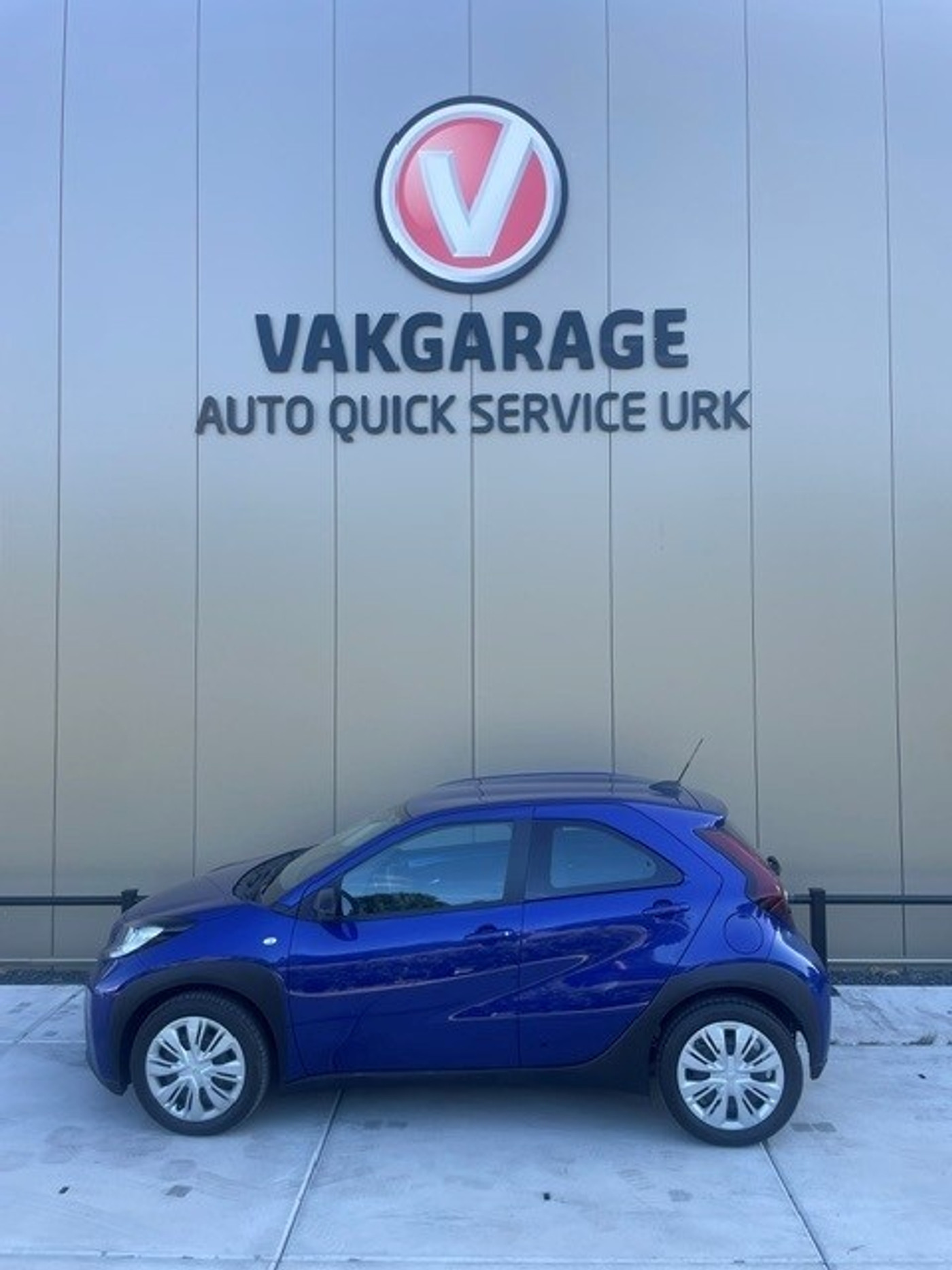 Toyota Toyota Aygo X X 1.0I PLAY 5Drs 2023 - voorkant