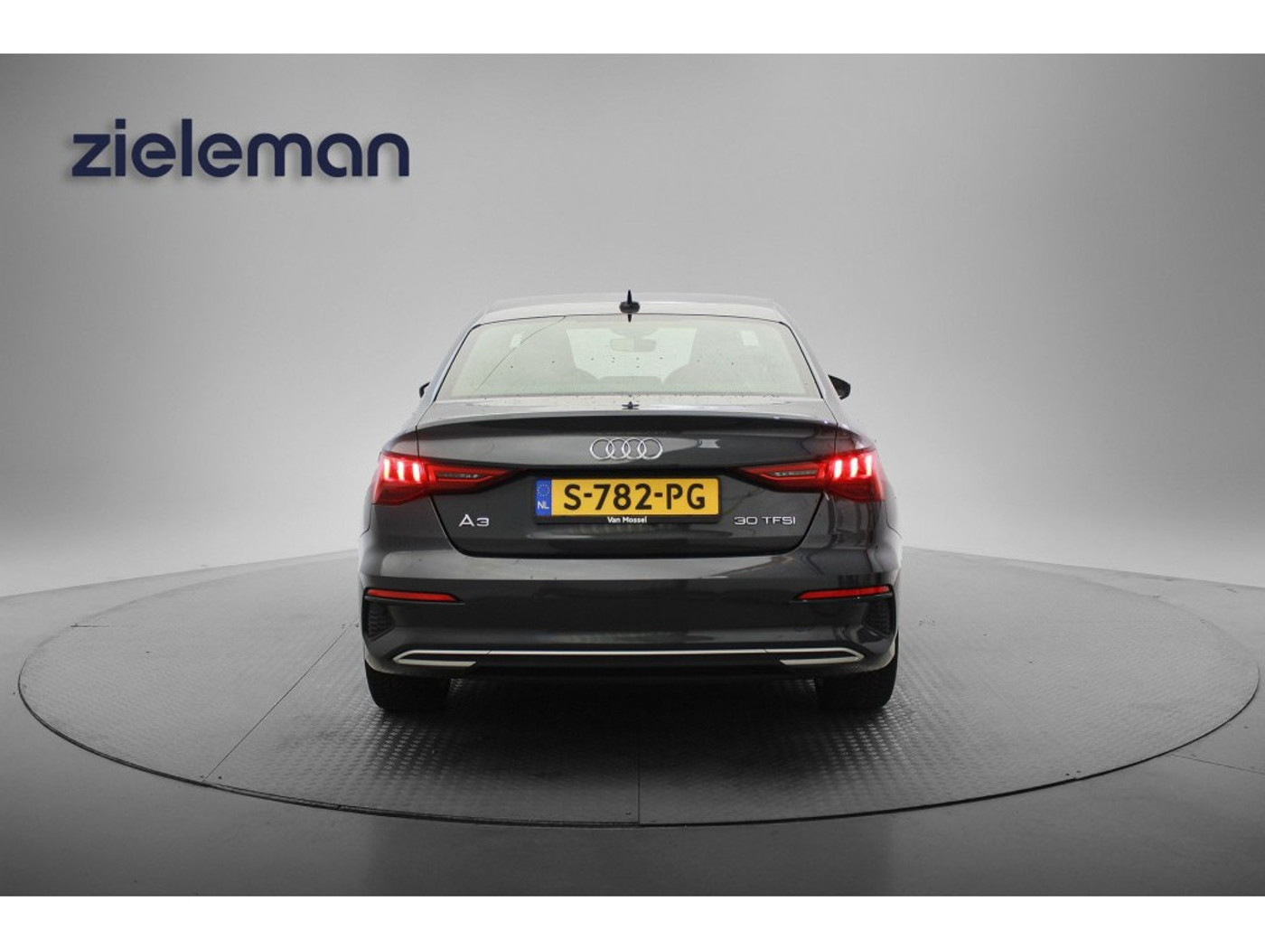 Foto van Audi A3 Limousine