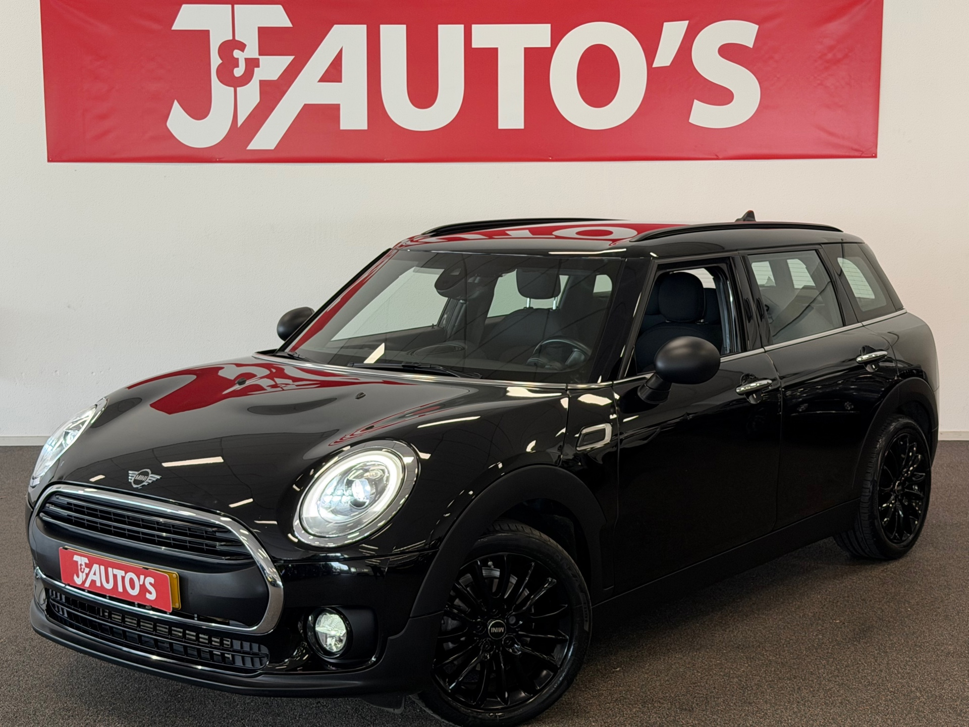 Mini Clubman One 1.5|NAVIGATIE|ECC AIRCO|CRUISE|ELEC PAKKET 2018 - voorkant