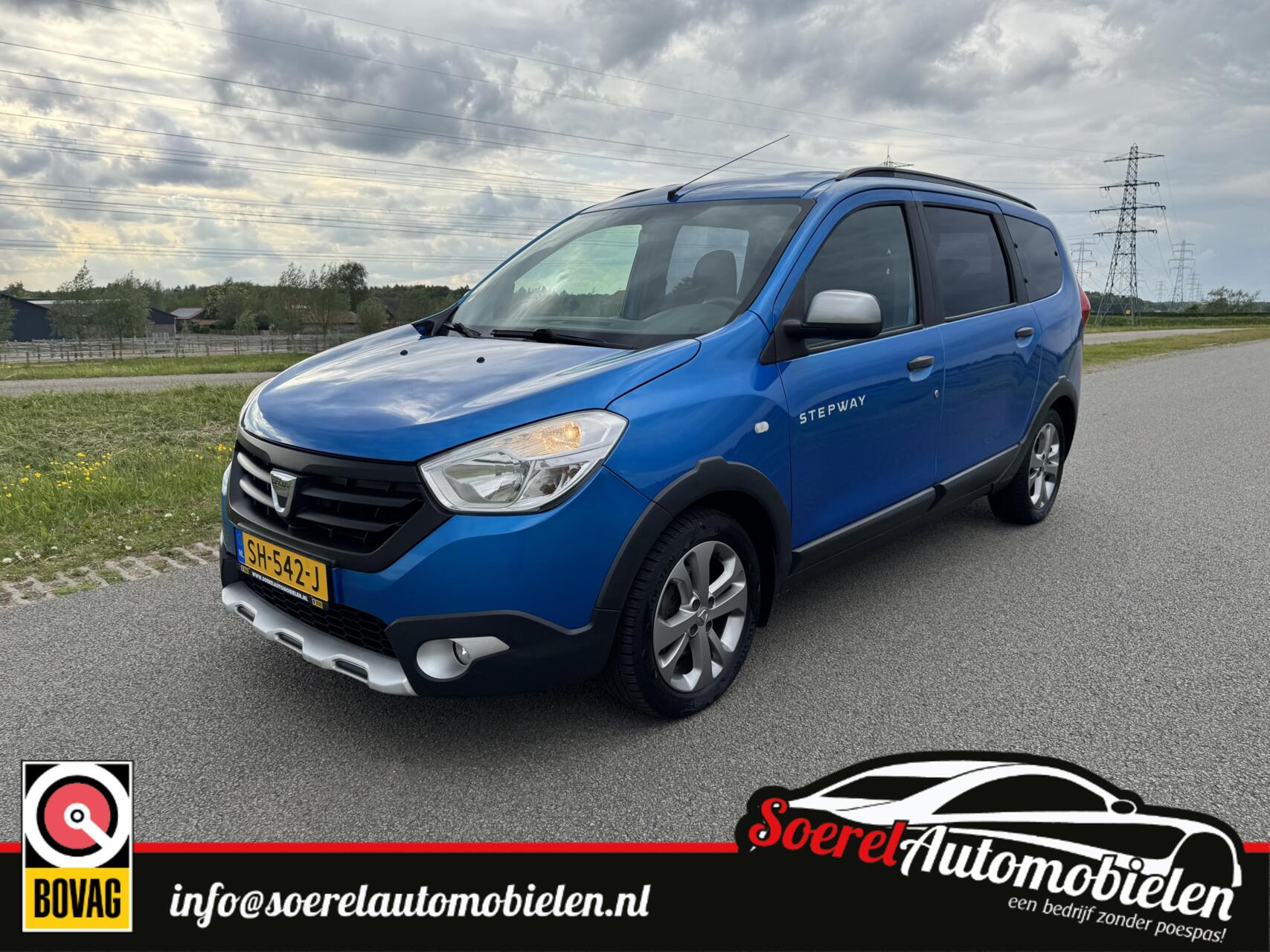 Dacia Lodgy 1.2 TCe 10th Anniversary 7p. 2015 - voorkant