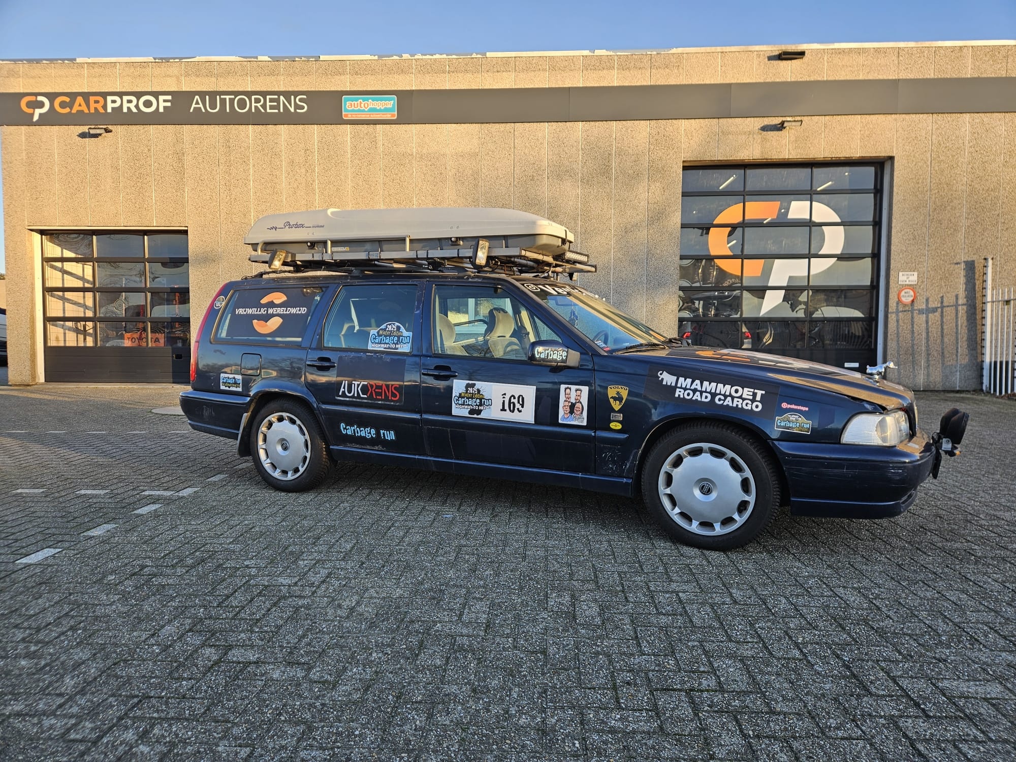 Volvo V70 2.5-20V Luxury-Line 1997 - voorkant