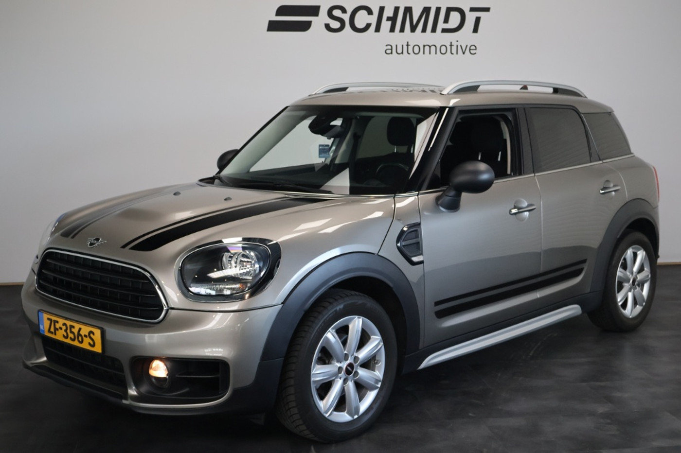 Mini Countryman One 1.5 Business Edition | Trekhaak | Navigatie | Cruise Control 2019 - voorkant