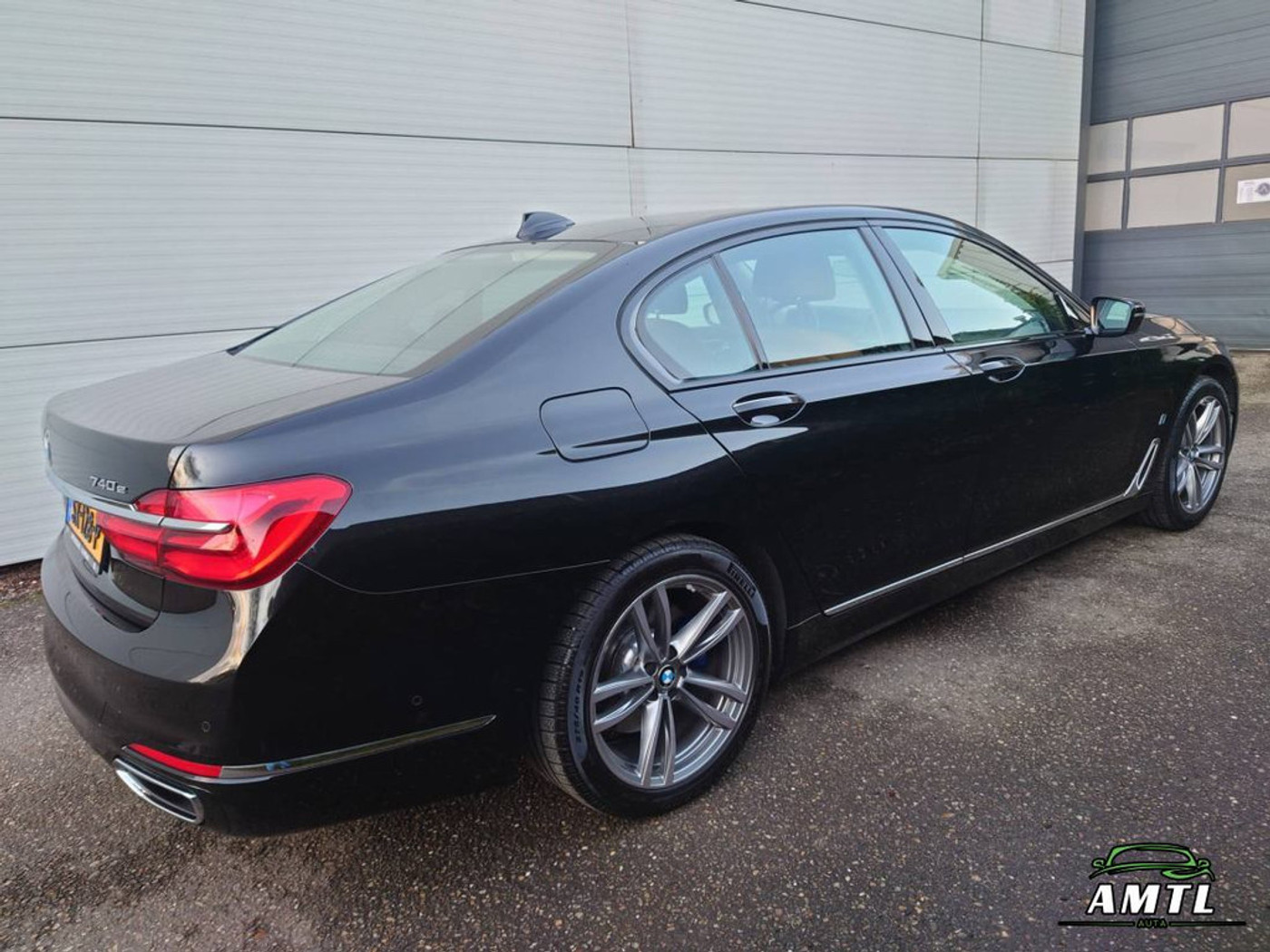 Foto van BMW 740e Iperformance
